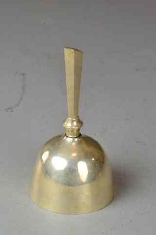 Appraisal: STYLISH SILVER DINNER BELLVery nice sterling silver bell of simple