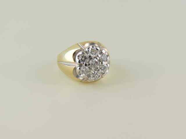 Appraisal: Diamond Man's Ring round diamonds totaling carat in k yellow