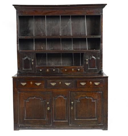 Appraisal: GEORGE III OAK DRESSER CIRCA the shelved superstructure with a