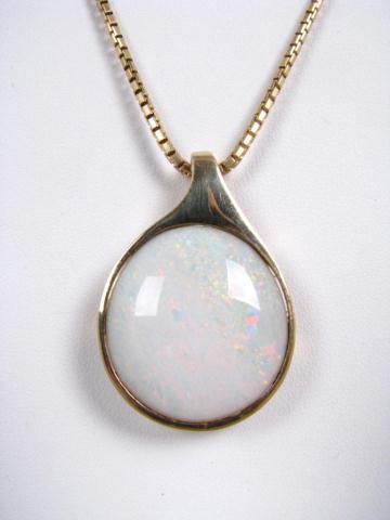 Appraisal: K Yellow Gold Opal Pendant on K box link chain