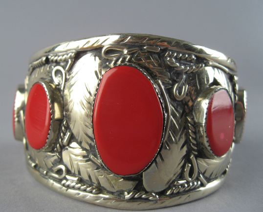 Appraisal: A Native American Silver Cuff Bracelet set with oval red