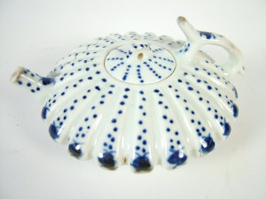 Appraisal: Chinese blue and white squat tea pot of deep ribbed