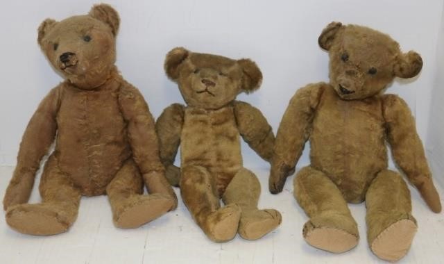 Appraisal: EARLY TH C MOHAIR TEDDY BEARS WITH EXCELSIORSTUFFING ONE SHOWS