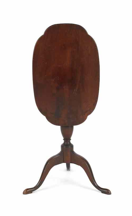 Appraisal: Pennsylvania Federal mahogany candlestand ca h w d