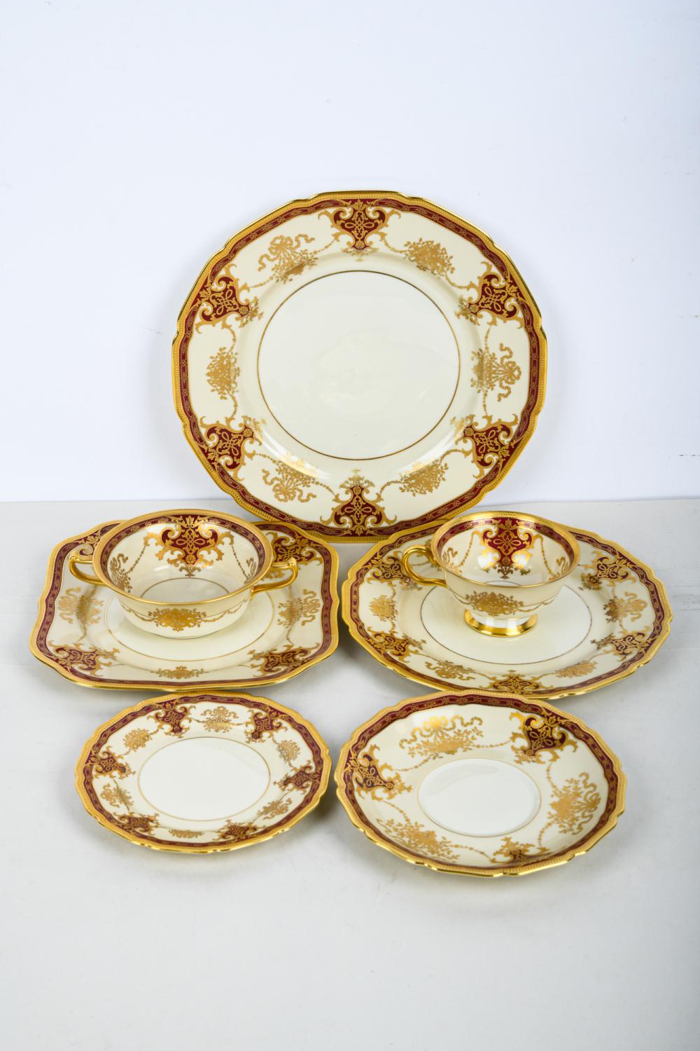 Appraisal: SET OF ROSENTHAL BAVARIAN PORCELAIN DINNERWAREcomprising dinner plates inches diameter