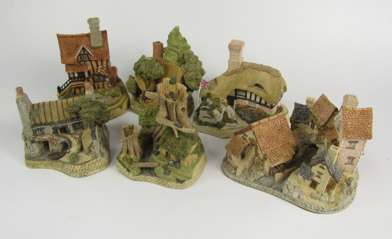 Appraisal: David Winter Cottage sculptures comprising Hermits Humblehome The House on