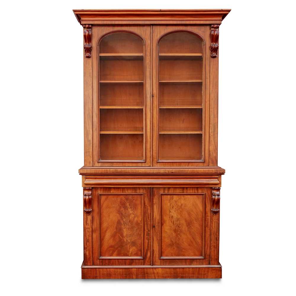 Appraisal: VICTORIAN MAHOGANY LIBRARY BOOKCASE TH CENTURY the projecting moulded cornice