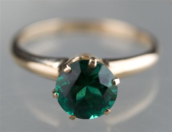 Appraisal: KT yellow gold ring with synthetic emerald Emerald is mm