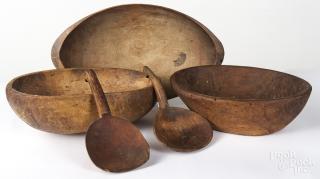 Appraisal: Three wooden bowls together with two scoops largest - ''