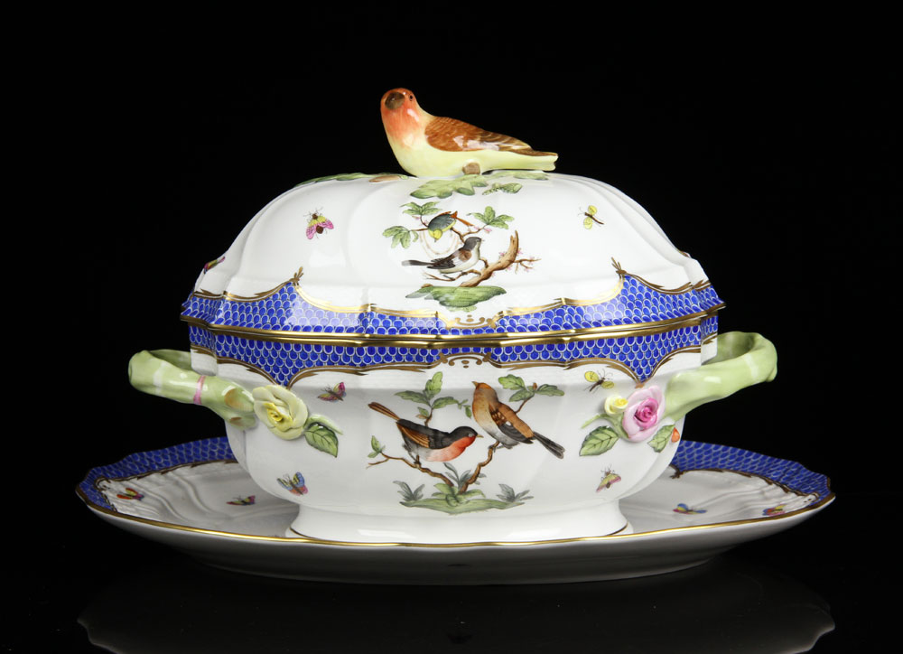 Appraisal: - Herend Soup Tureen and Tray Herend covered soup tureen