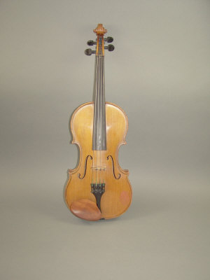 Appraisal: A Violin bearing a label Anton Kreuzinger one piece back