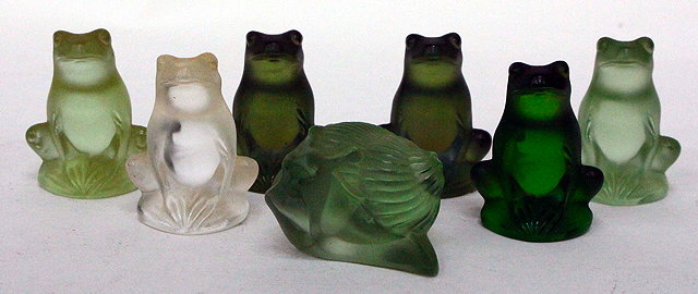 Appraisal: A SET OF SIX LALIQUE RAINETTE FROGS all signed to