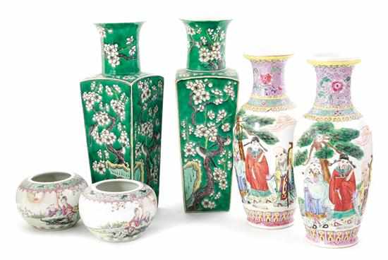 Appraisal: Chinese decorated porcelain vases late Qing Dynasty each signed on