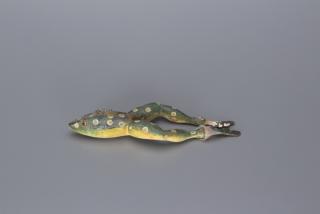 Appraisal: Frog Decoy Frog Decoy in long A green and yellow