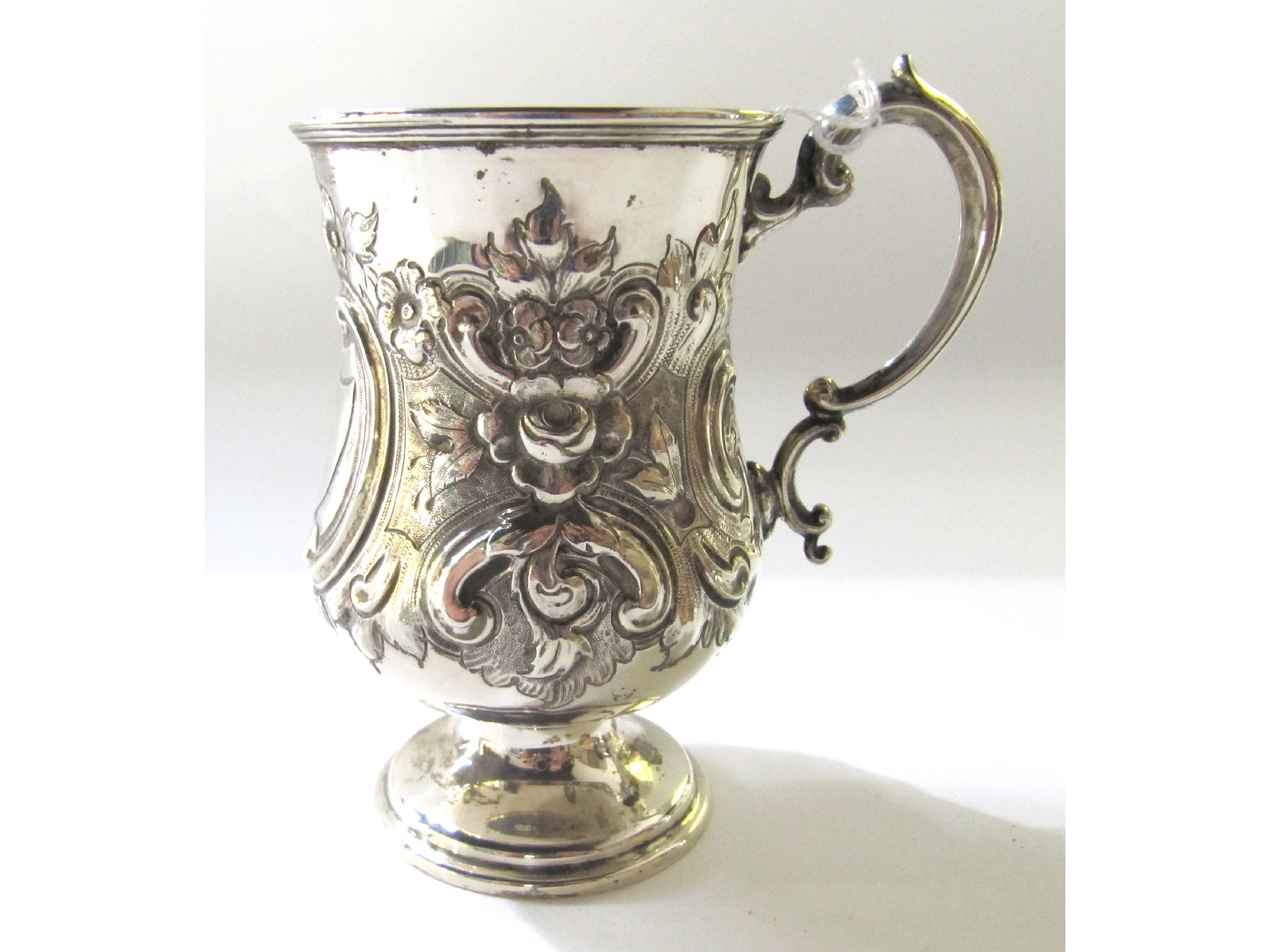 Appraisal: A silver tankard Sheffield oz