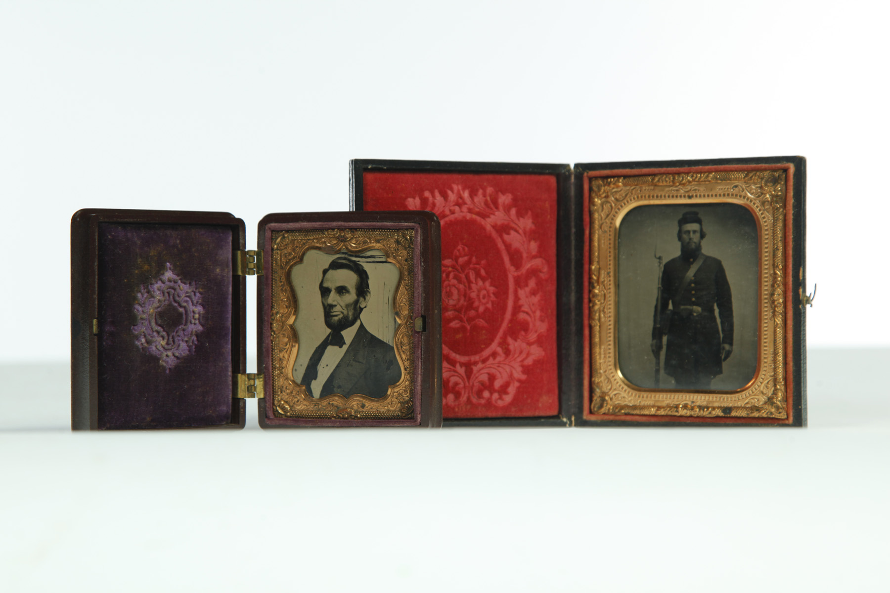 Appraisal: TWO CASED IMAGES LINCOLN AND A UNION SOLDIER American rd