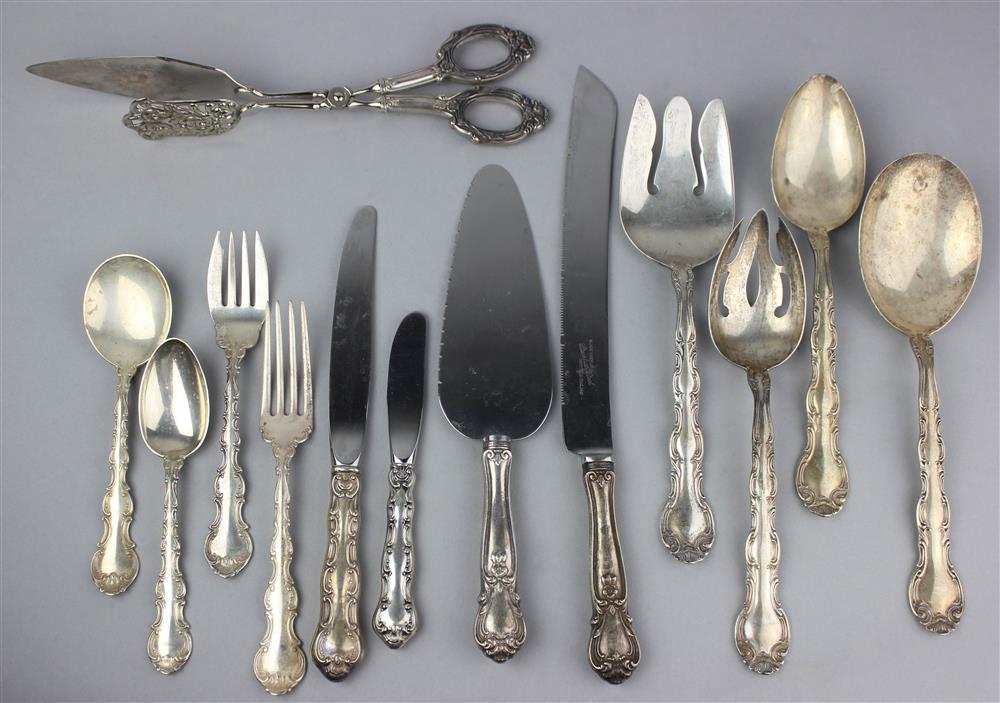 Appraisal: GORHAM SILVER 'STRASBOURG' PATTERN PART FLATWARE SERVICE including hollow-handled lunch