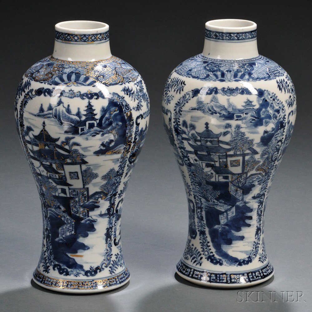 Appraisal: Pair of Export Nanking-style Blue and White Meiping Vases China