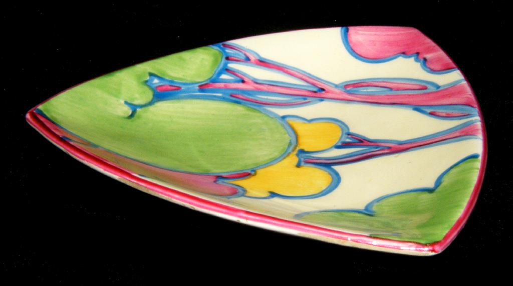 Appraisal: Pastel Autumn' Bizarre triangular pin dish wide