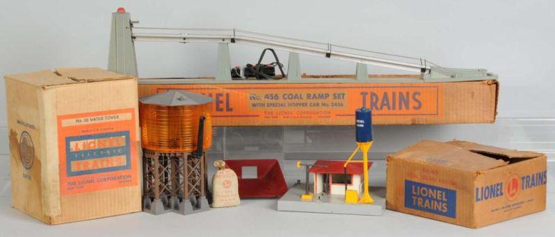 Appraisal: Lot of Lionel O-Gauge Train Accessories in OB Description Post-war