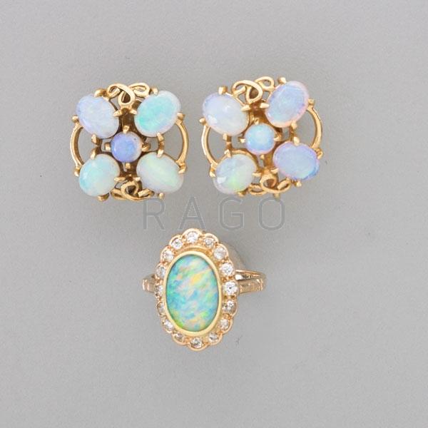 Appraisal: OPAL AND GOLD JEWELRY Condition Report