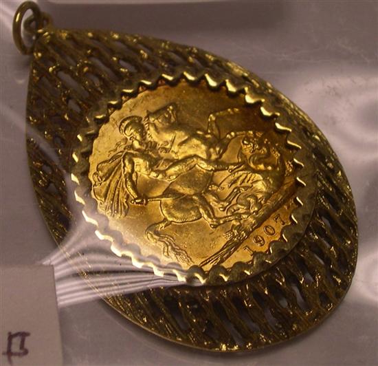 Appraisal: COIN English Gold Sovereign with Mint State- details mounted in