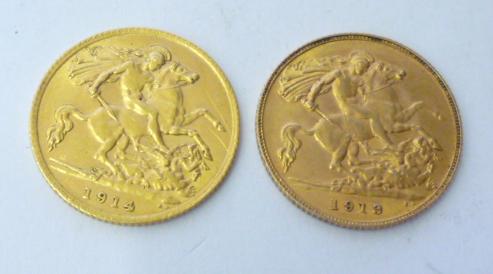 Appraisal: TWO GEORGE V GOLD HALF SOVEREIGNS and