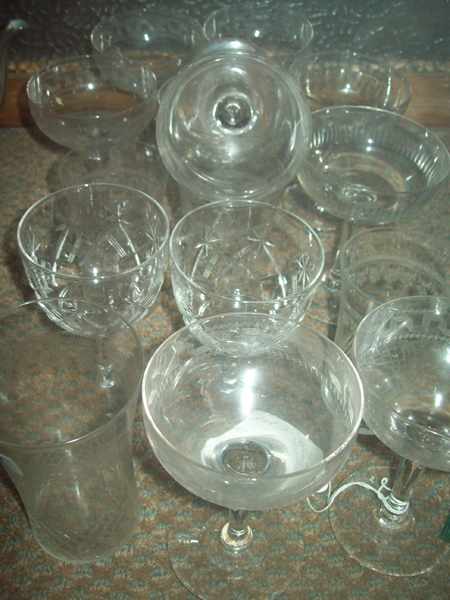 Appraisal: A COLLECTION OF EDWARDIAN CUT CRYSTAL GLASSES ITEMS TOTAL