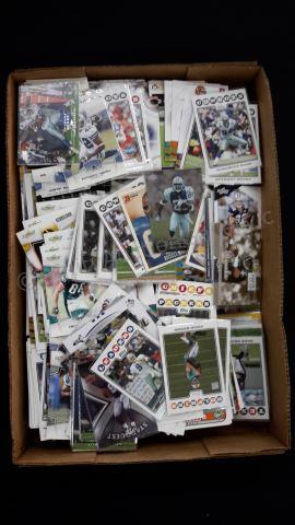 Appraisal: - Football Trading Cards - Loose Football Cards - flat