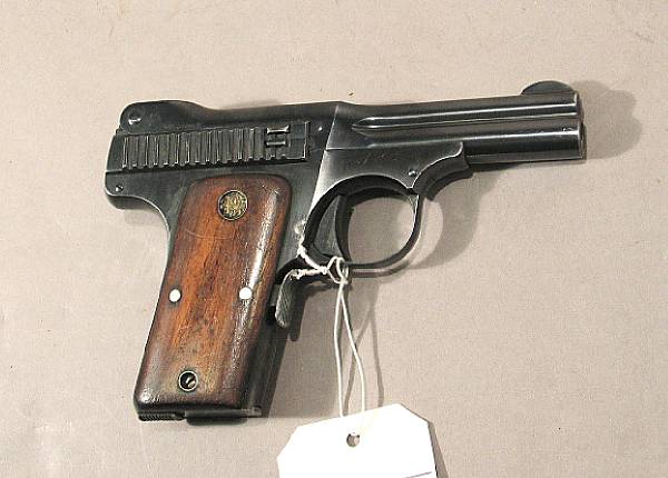 Appraisal: A Smith amp Wesson semi-automatic pistol Serial no S amp