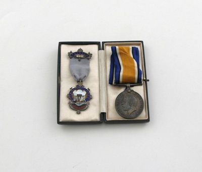 Appraisal: World War I War medal to the nd Viscount Rothermere