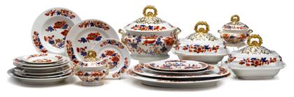 Appraisal: Large Imari-style dinner service th century