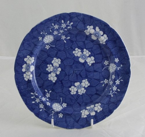 Appraisal: A Spode blue and white plate transfer printed prunus blossom