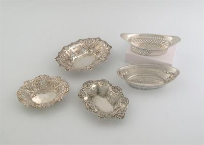 Appraisal: Five various bon bon dishes mixed designs makers and dates