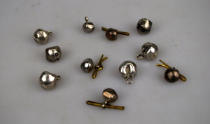 Appraisal: A set of cufflinks and dress shirt studs modelled as