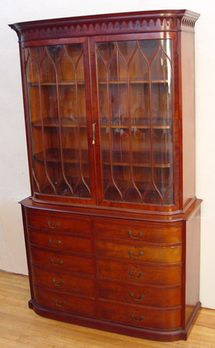 Appraisal: KAPLAN BEACON HILL COLLECTION MAHOGANY CHINA CABINET Two piece lockable