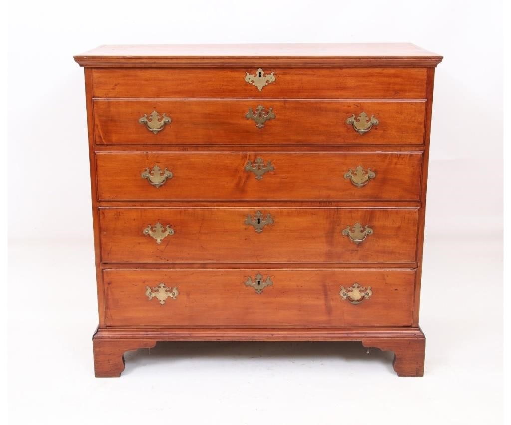 Appraisal: New England Chippendale maple mule chest circa with hinged top