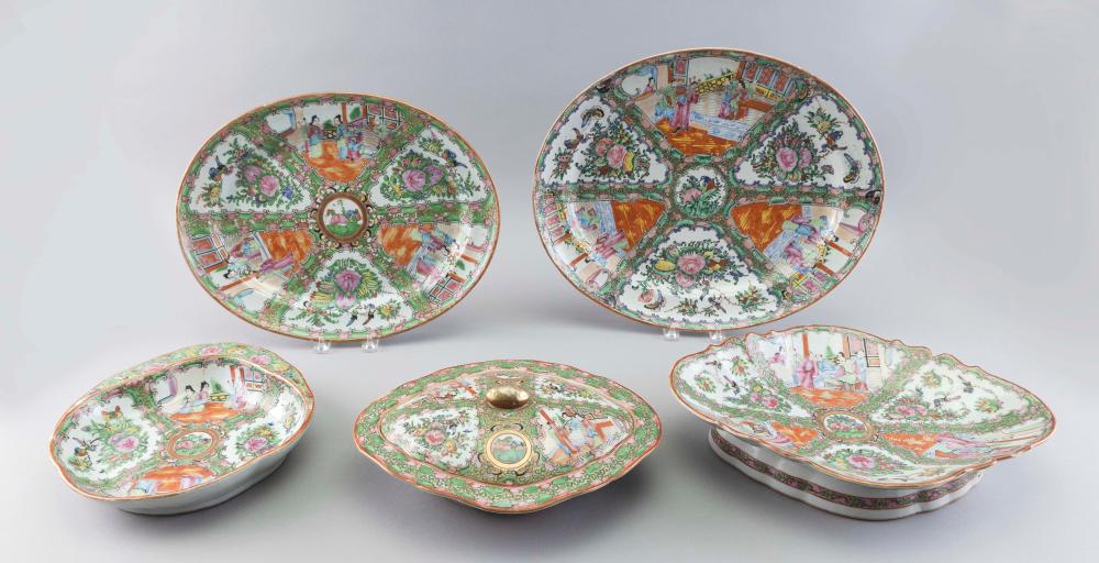 Appraisal: FIVE LATE PIECES OF CHINESE ROSE MEDALLION PORCELAIN TH CENTURY