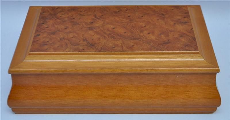 Appraisal: BURL WOOD JEWELRY BOX Vintage Wood Jewelry Box with Burl