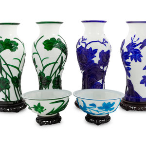 Appraisal: A Group of Six Chinese Peking Glass Wares th Century