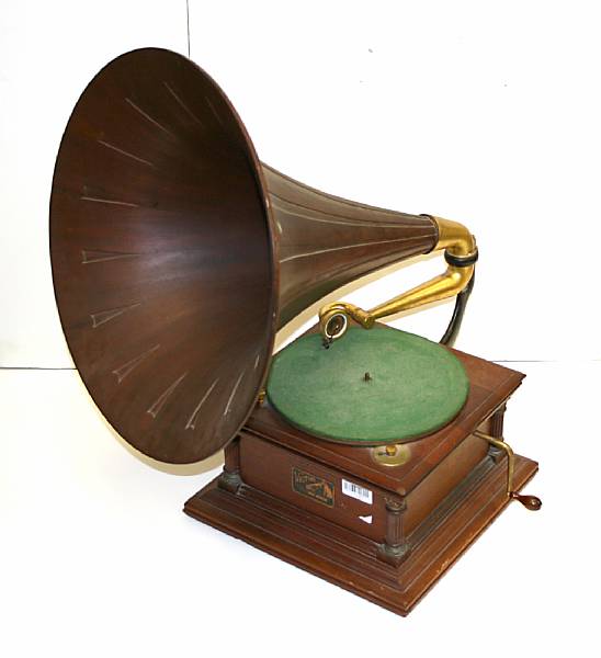 Appraisal: Victor Talking Machine Phonograph Serial height in width in depth