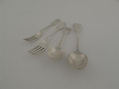 Appraisal: Mixed fiddle pattern seventeen tableforks eight tableforks nine dessert spoons