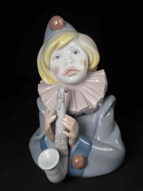 Appraisal: A Lladro porcelain bust of a clown with saxophone Condition