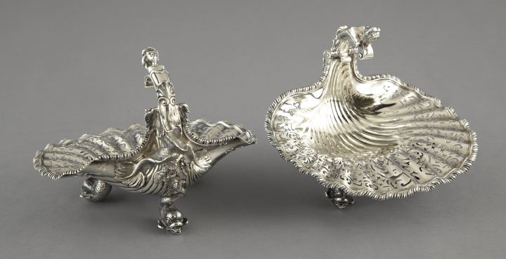 Appraisal: Good Pair of George V Sterling Silver Sweetmeat Dishes hallmarked