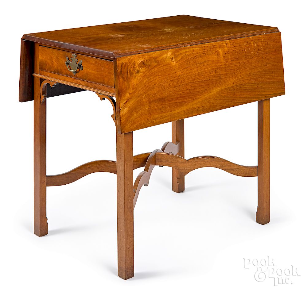 Appraisal: Pennsylvania Chippendale walnut Pembroke table Pennsylvania Chippendale walnut Pembroke table