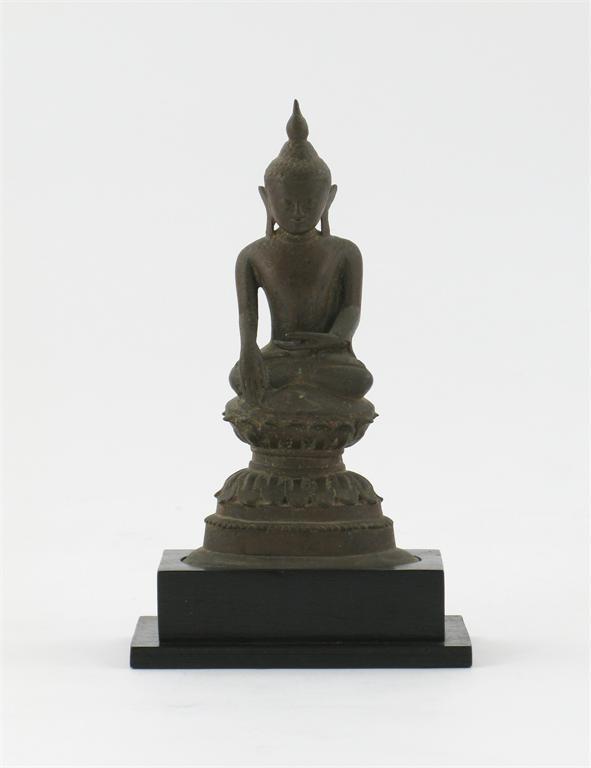 Appraisal: A Burmese bronze figure of Buddha