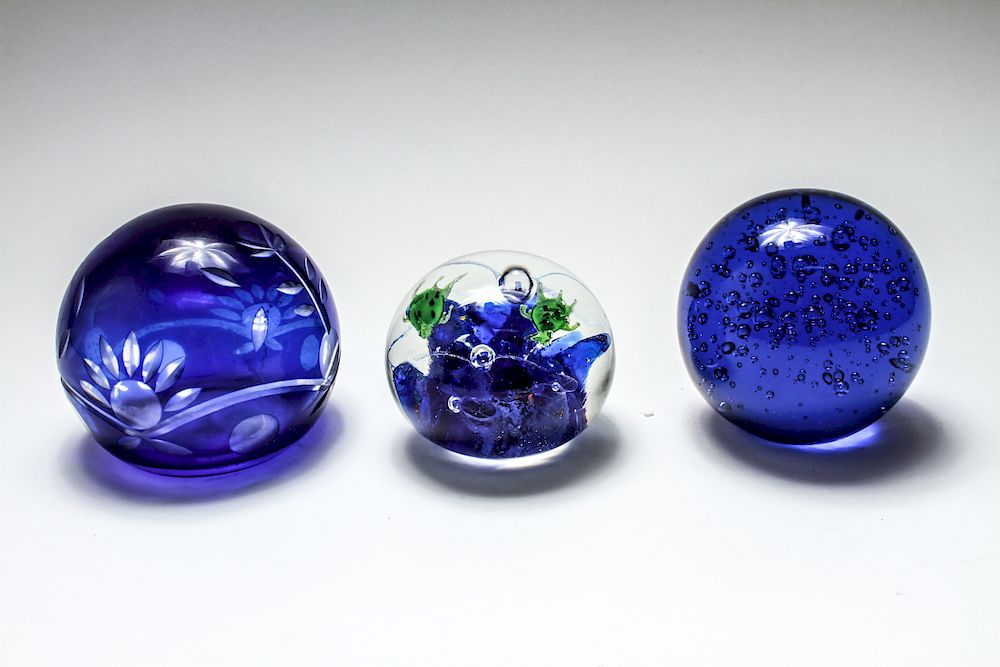 Appraisal: Art Glass and Bohemian Crystal Paperweights Group of three paperweights