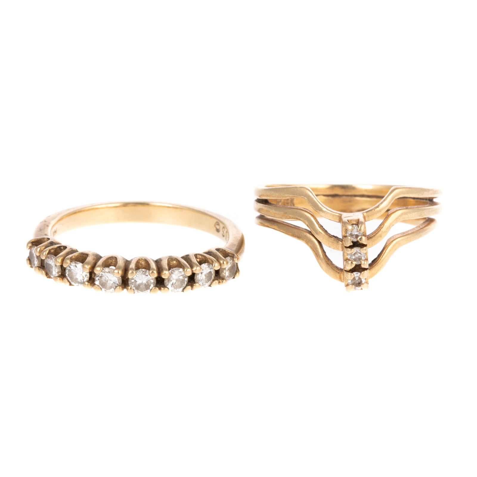 Appraisal: A PAIR OF K YELLOW GOLD DIAMOND RINGS K yellow