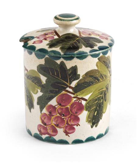 Appraisal: WEMYSS MEDIUM PRESERVE JAR COVER EARLY TH CENTURY decorated with