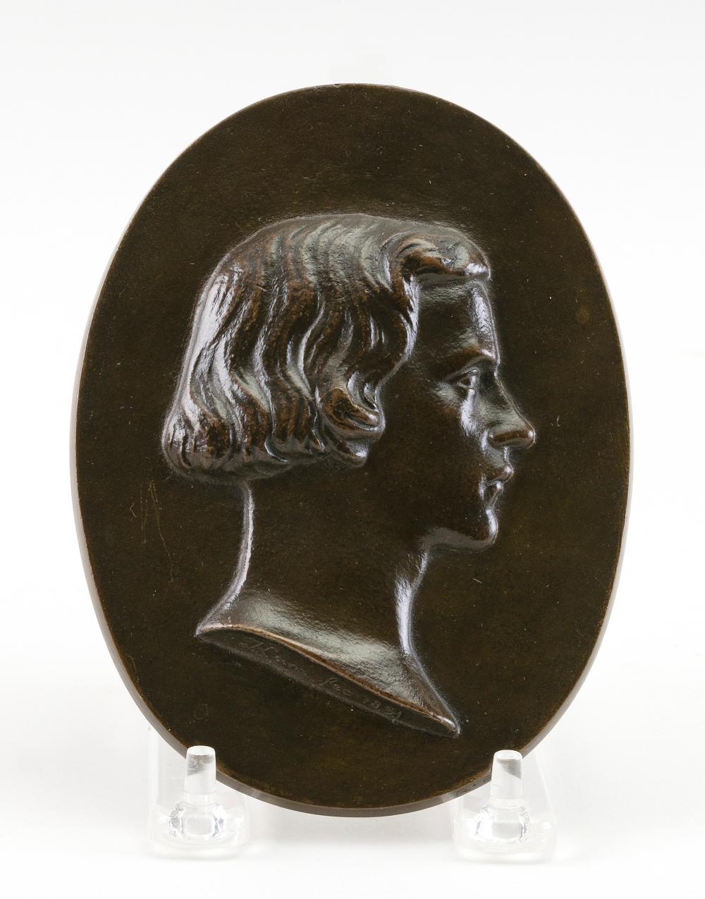 Appraisal: OVAL BRONZE PLAQUE DEPICTING A BUST OF A MAN TH